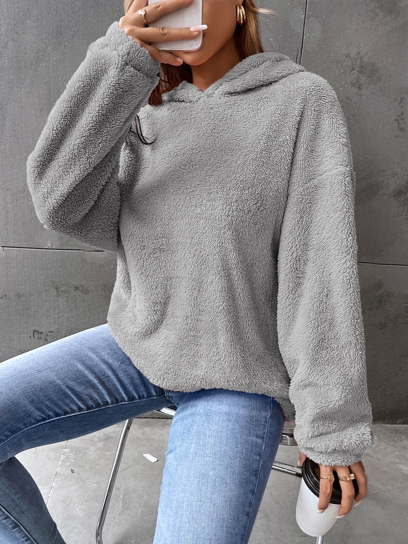 Hoodie voor Dames – met Capuchon en Lange Mouwen