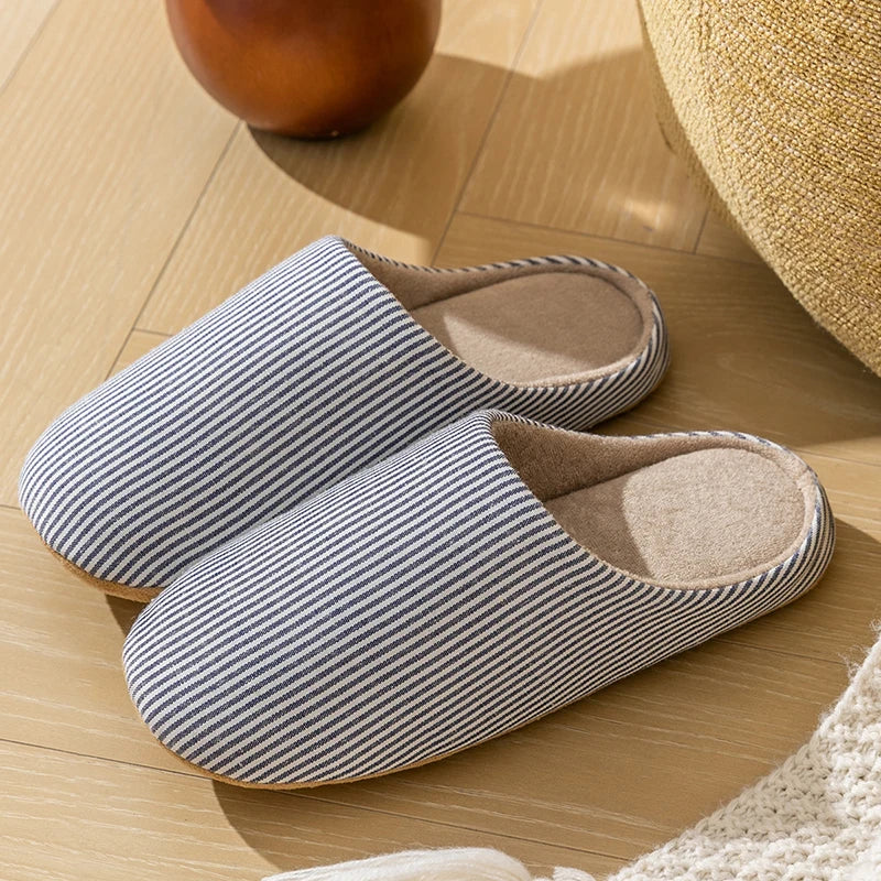 Unisex Pantoffels voor Binnen – Gestreept en Praktisch